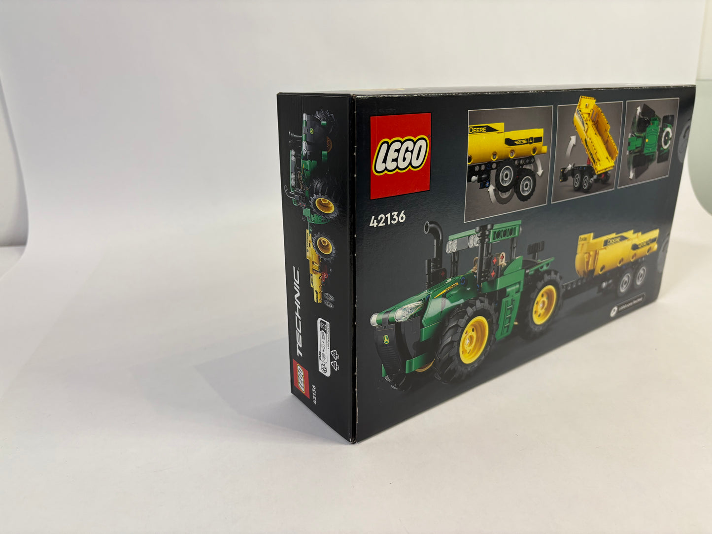 Lego 42136 Technic John Deere 9620R 4WD Tractor