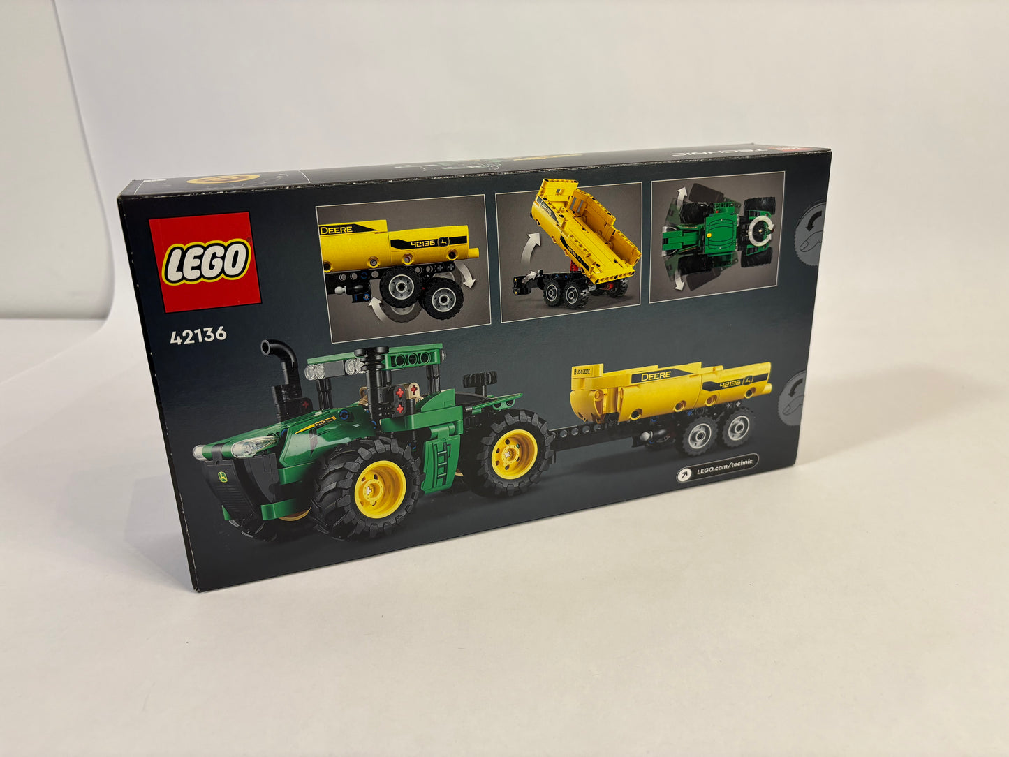 Lego 42136 Technic John Deere 9620R 4WD Tractor